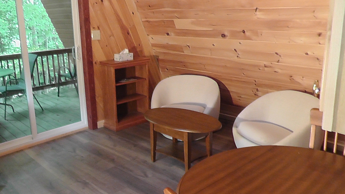 Creekside Chalet - Photo 6