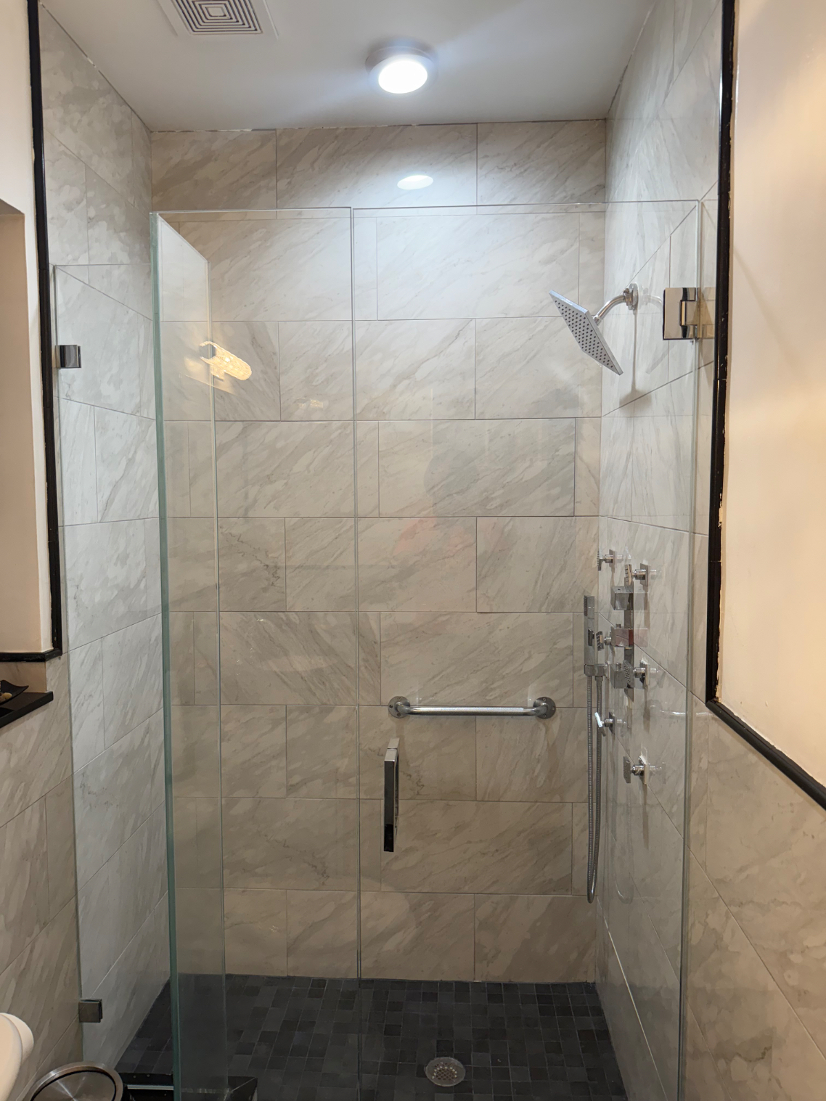 New Unit - Photo 2