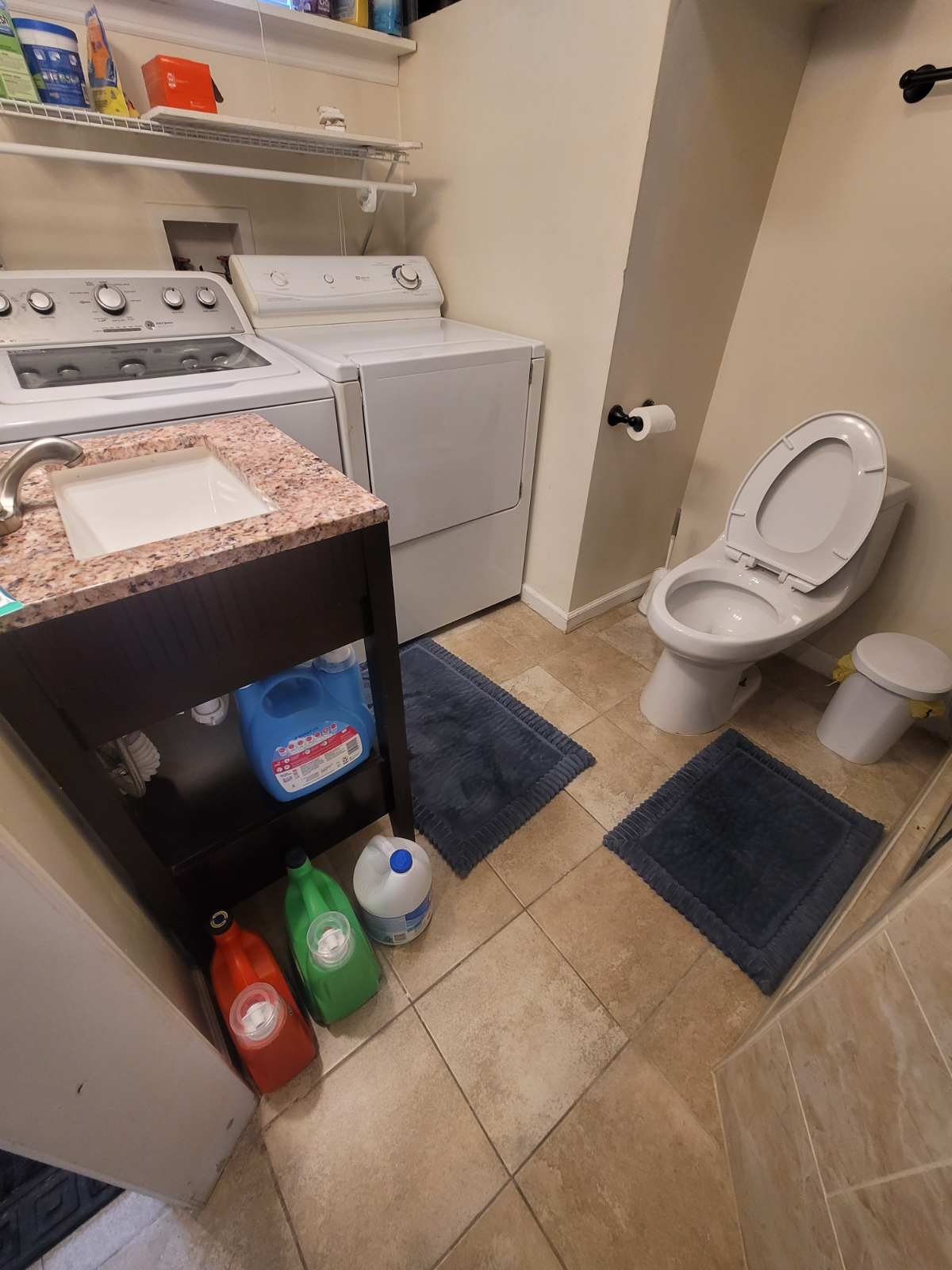 2 Bed Kitchen , Bath & Washing Machine/ Dryer - Photo 5