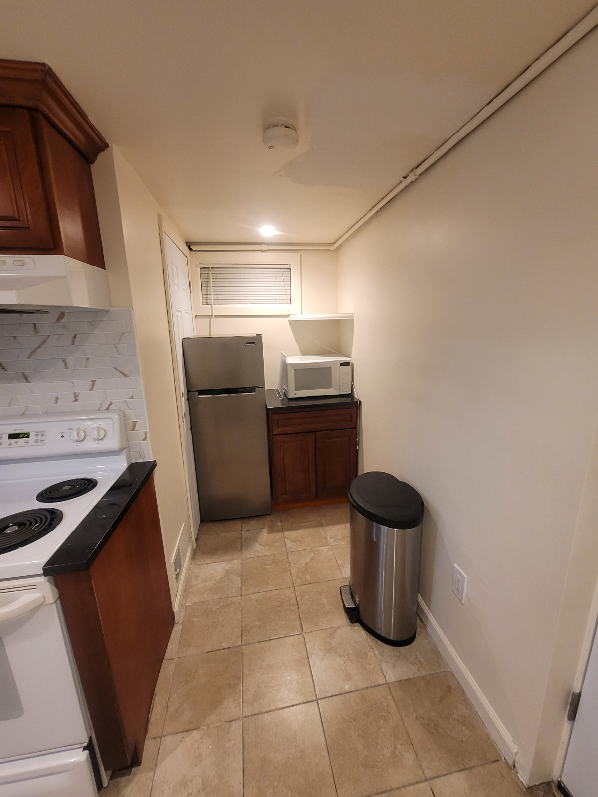 2 Bed Kitchen , Bath & Washing Machine/ Dryer - Photo 3