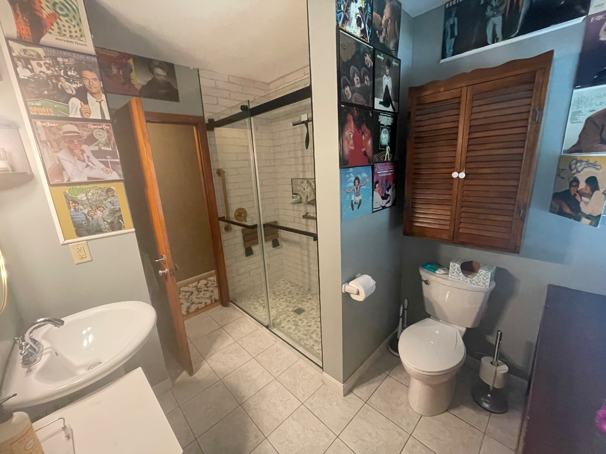 1 Bedroom South Burlington - Photo 4
