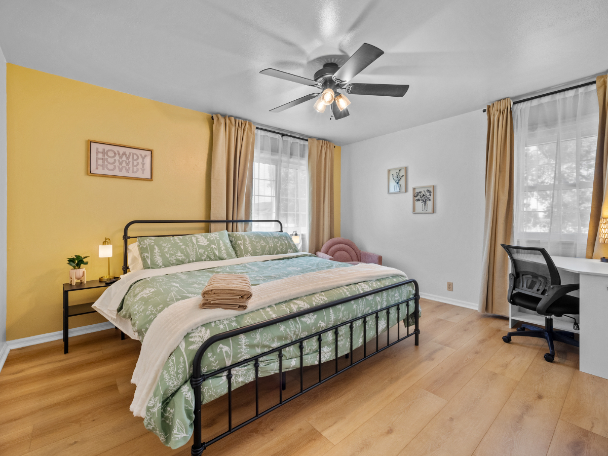 Harney Cottage - 2 BR, 1 BA, Pet-Friendly - Photo 6