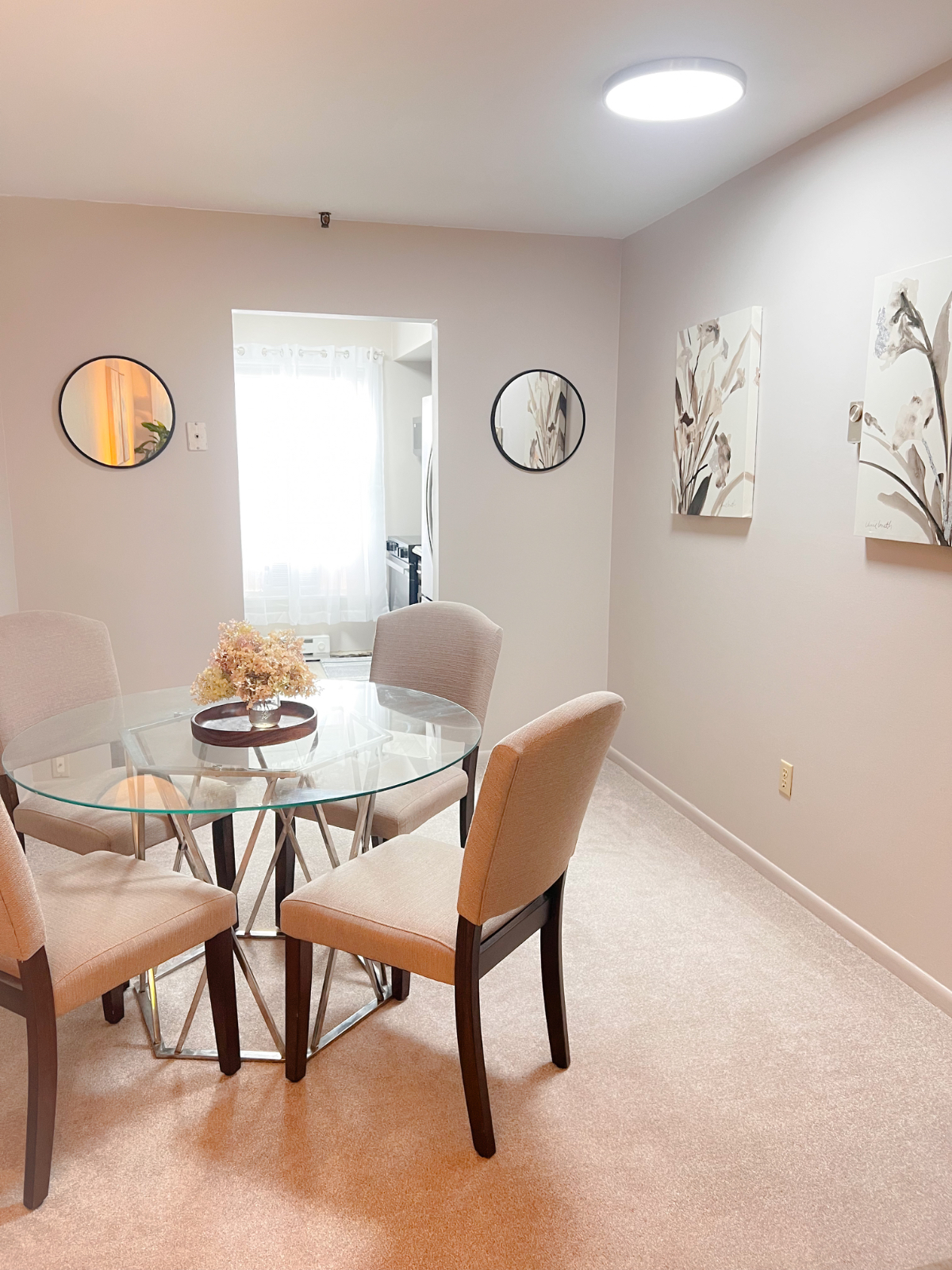 2 Bedroom Downtown Condo - Walk to UVM Medical Center - All Utilities & Parking included - Photo 2