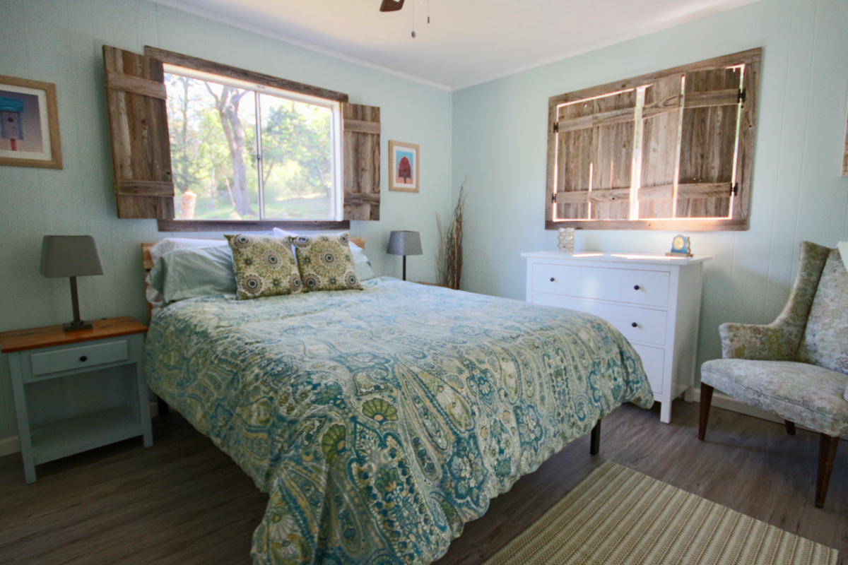 Happy Hours at Canyon Lake - 2/2 fully furnished house on 1.3 acres - Photo 7