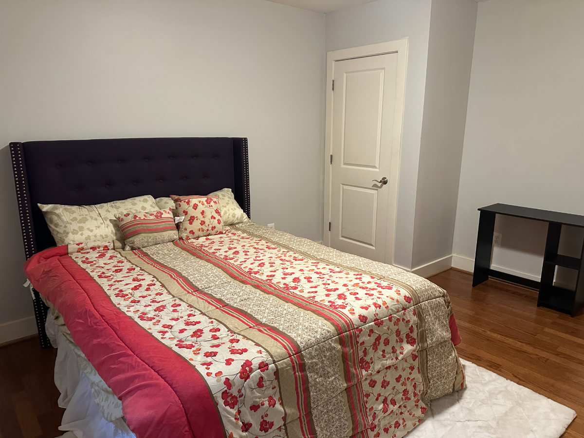 Stylish 1-Bed Condo on Embassy Row with Rooftop Lounge, In-Unit Laundry, and All Utilities Included - Photo 8