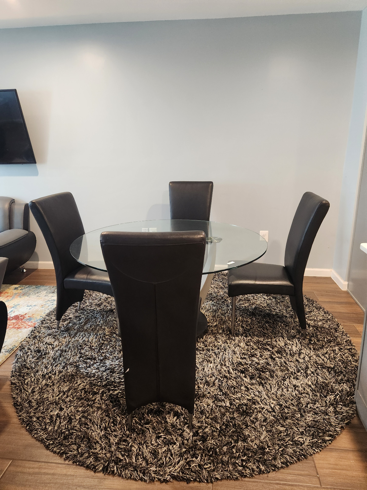 1 bedroom fully furnished apartment found in DC across the convention center. - Photo 3