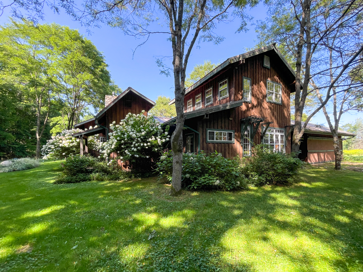 Chautauqua Farmhouse Retreat - Photo 1