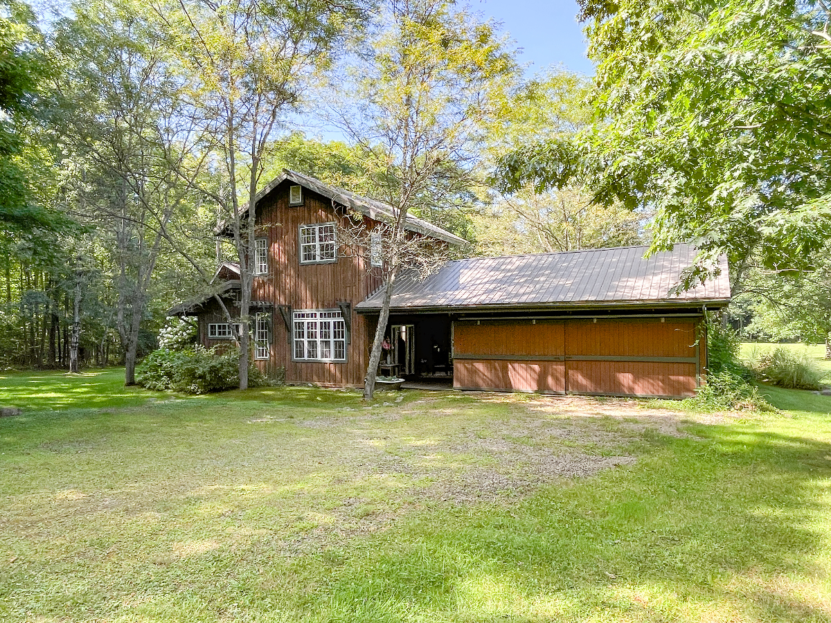 Chautauqua Farmhouse Retreat - Photo 2