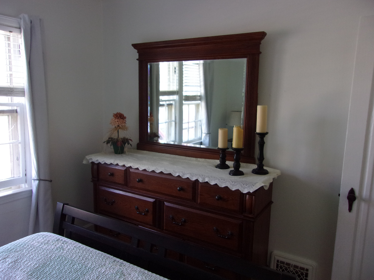 Beautiful Home, recently remodeled, great location - Photo 2