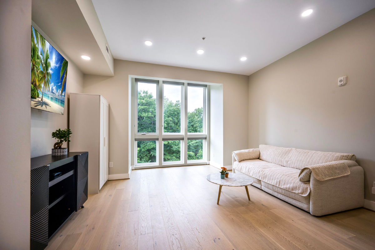 Penthouse condo in NE DC - Photo 3
