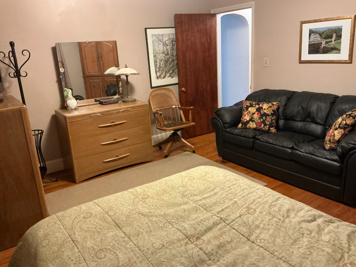 Retro Retreat by the Creek - Photo 7