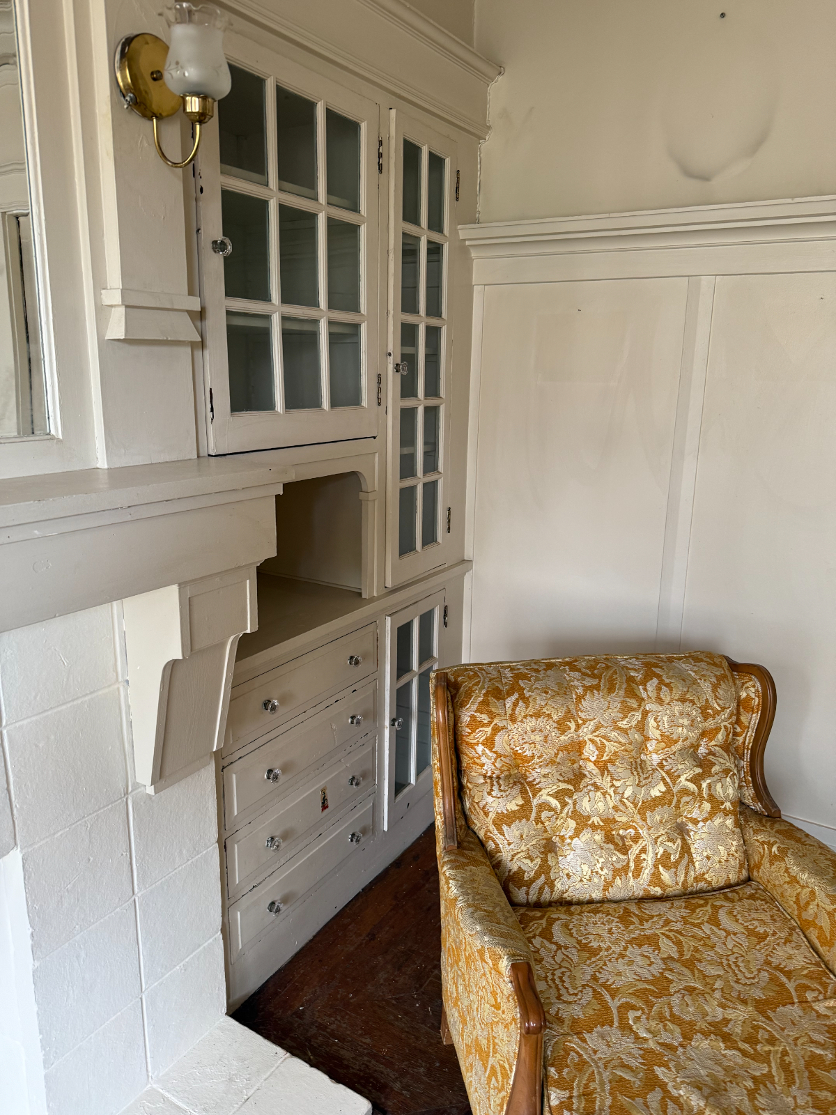 2 BDR (in 4 unit Edwardian SF building) flat near Valencia St Corridor - Photo 5