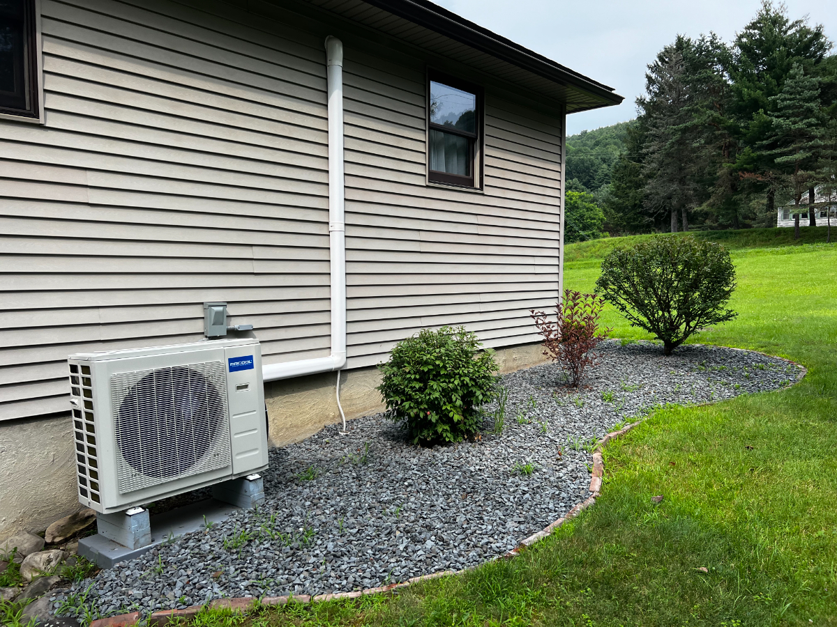 House 205 - Photo 2