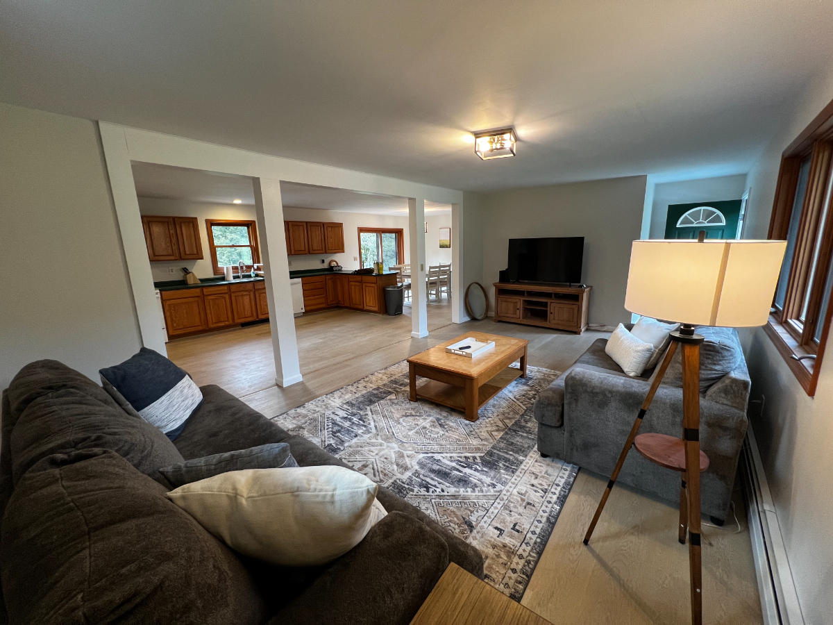 House 205 - Photo 7