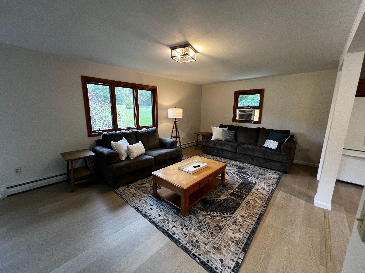 House 205 - Photo 6