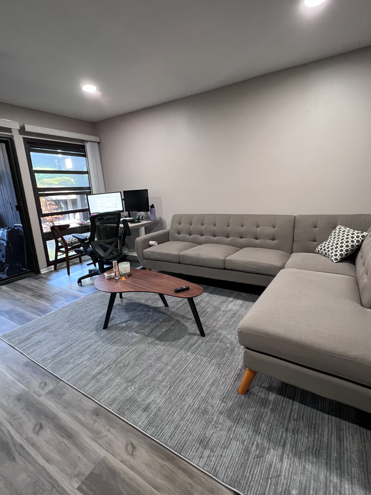 Comfortable, Quiet 1-Bedroom Apartment with New Appliances and Great Amenities - Photo 4