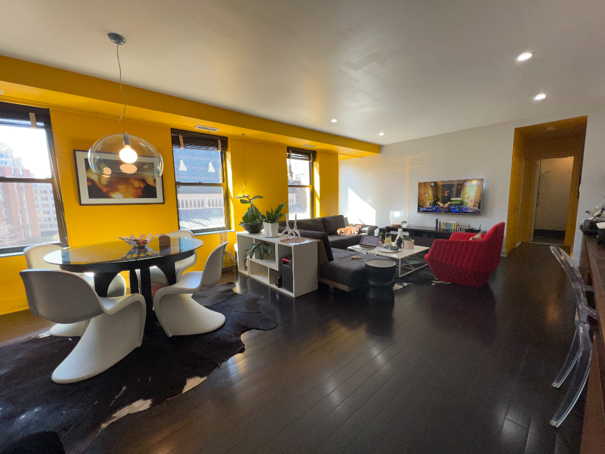 Stylish 1BR Retreat in Logan Area Steps from Dining, Metro, and More - Photo 2