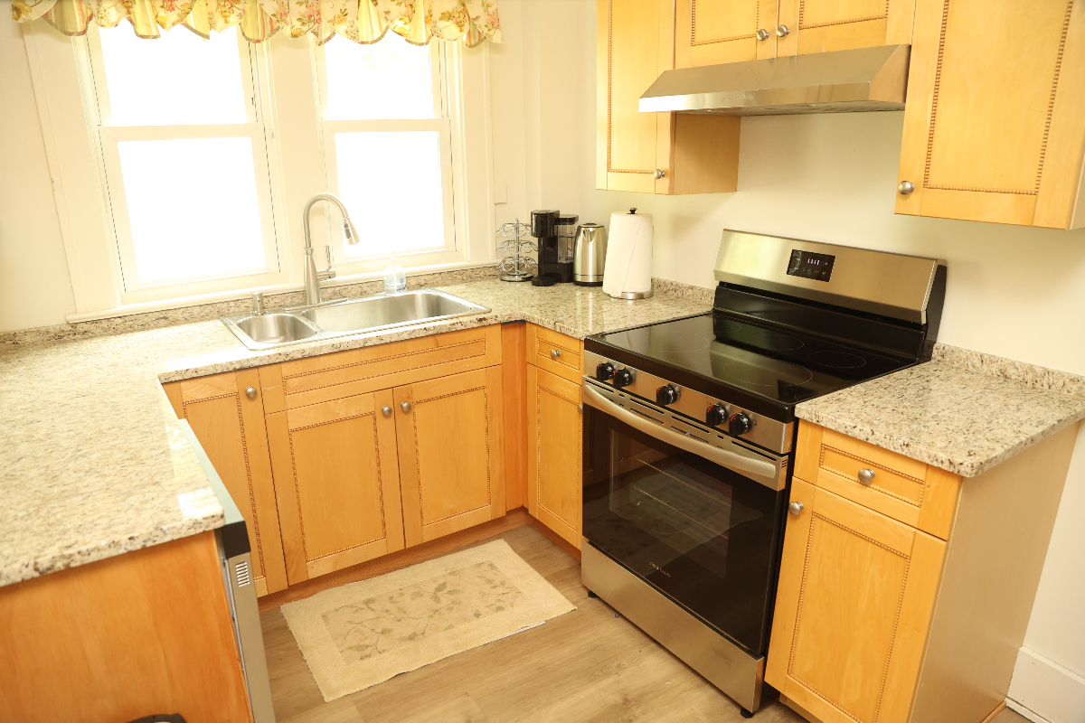 Furnished Room in Updated Home w/ Old Charm - Photo 11