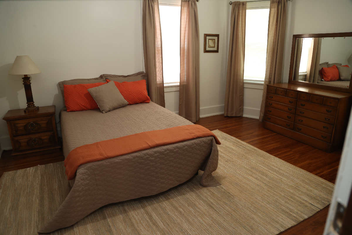 Furnished Room in Updated Home w/ Old Charm - Photo 2
