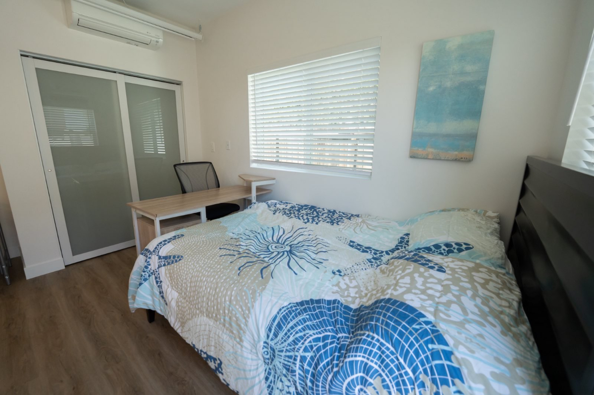 normal heights hideaway 9' ceiling new studio for rent - Photo 6