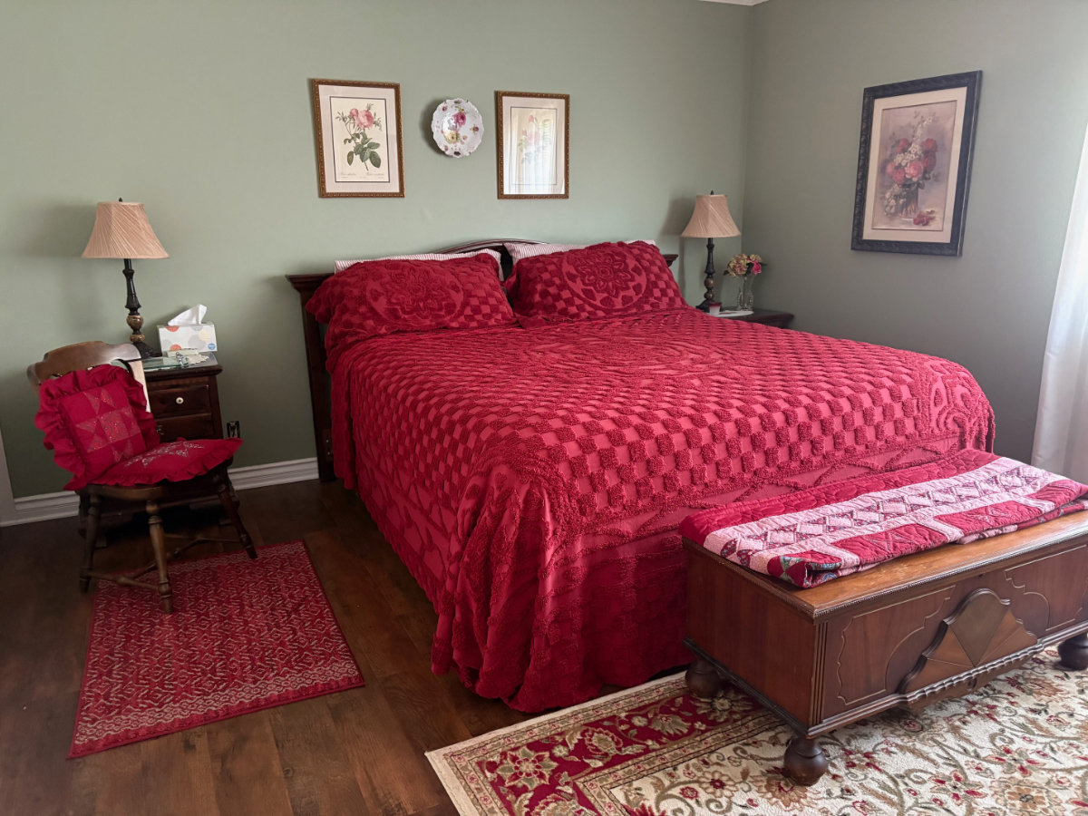 Bright Upstairs Room with Ensuite Bath and All the Comforts of Home
