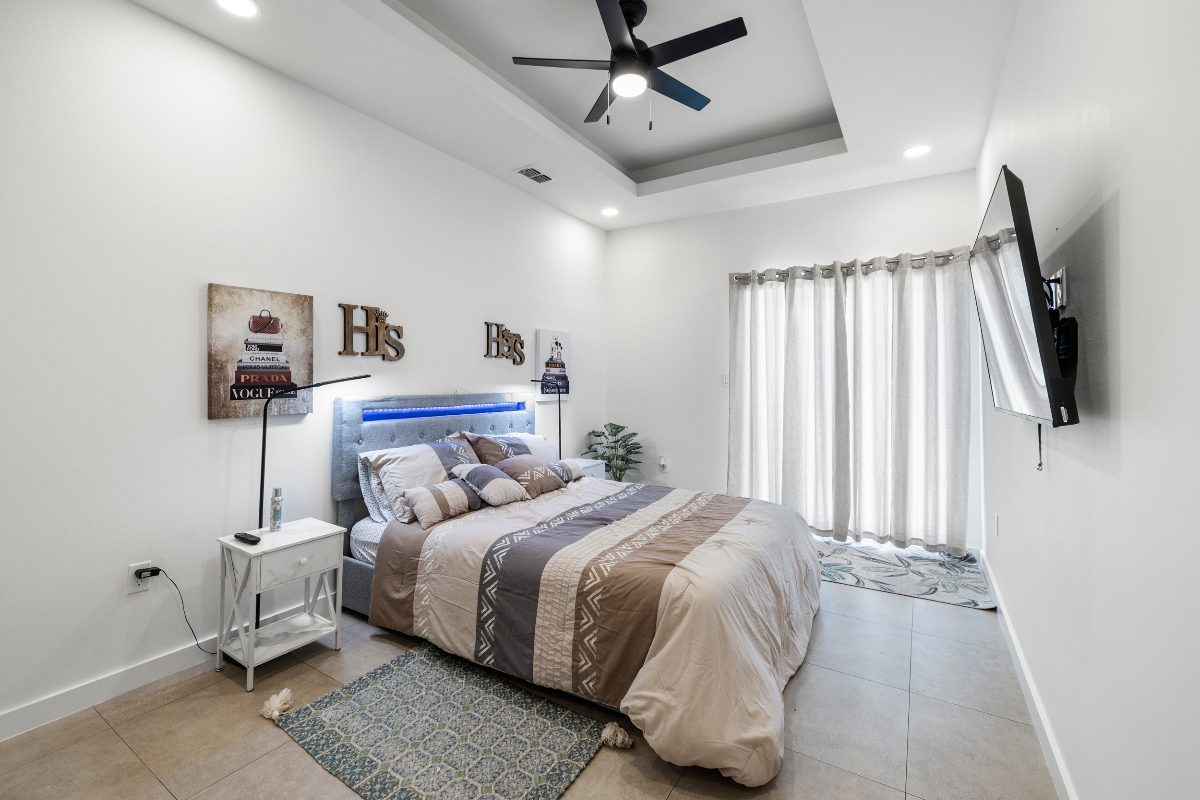 Homey, cozy and modern Haven in Mcallen - Photo 11