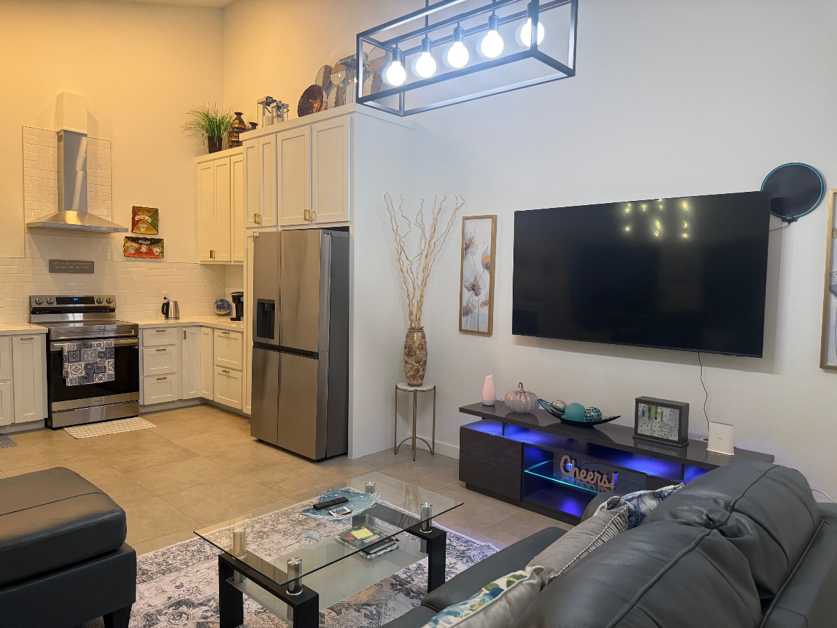 Homey, cozy and modern Haven in Mcallen - Photo 6