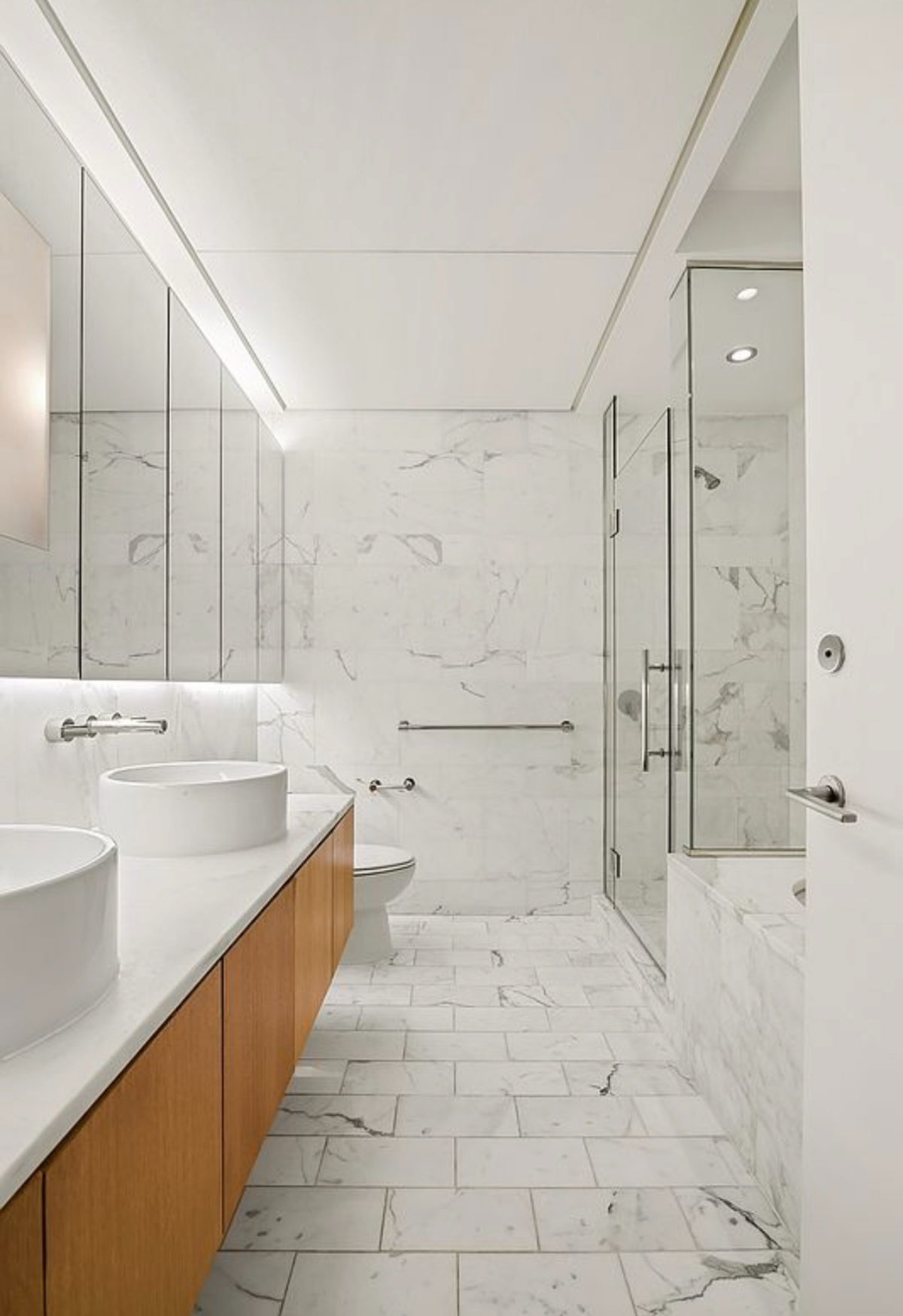 Midtown 1BR/1.5BA - Luxury Condo - Photo 3