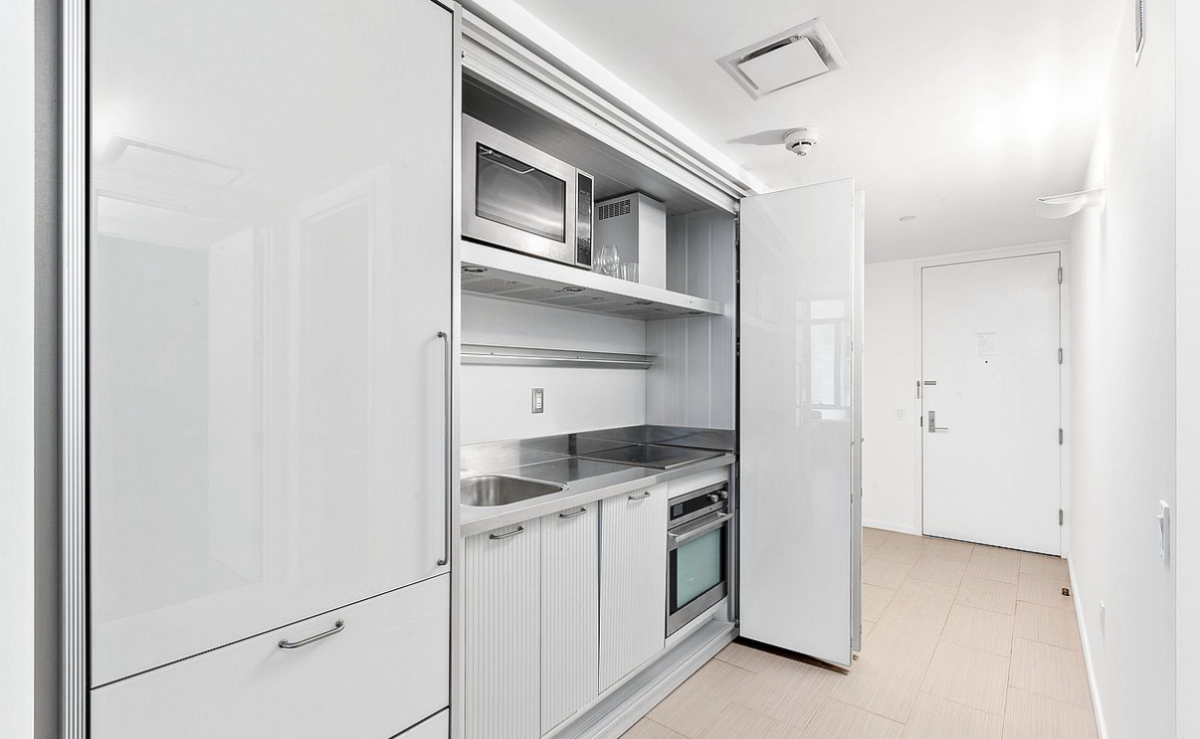 Midtown 1BR/1.5BA - Luxury Condo - Photo 8