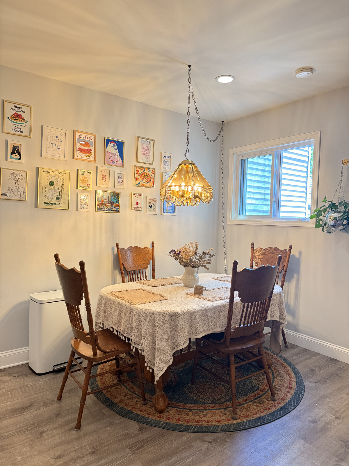 Beautifully Decorated & Furnished 3BR Home in Buffalo -  Near Hospitals, Pet Friendly - Photo 9