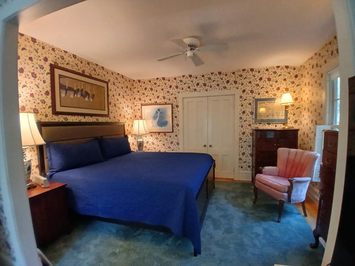 Furnished 2BR Victorian Apartment with Lake Views, All Utilities Included, Near Downtown & UVM - Photo 8