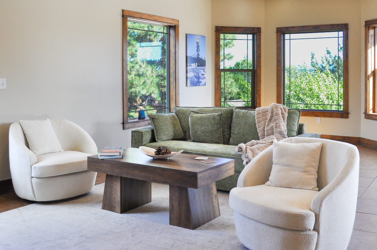 Cozy and Walkable to Town - Photo 2