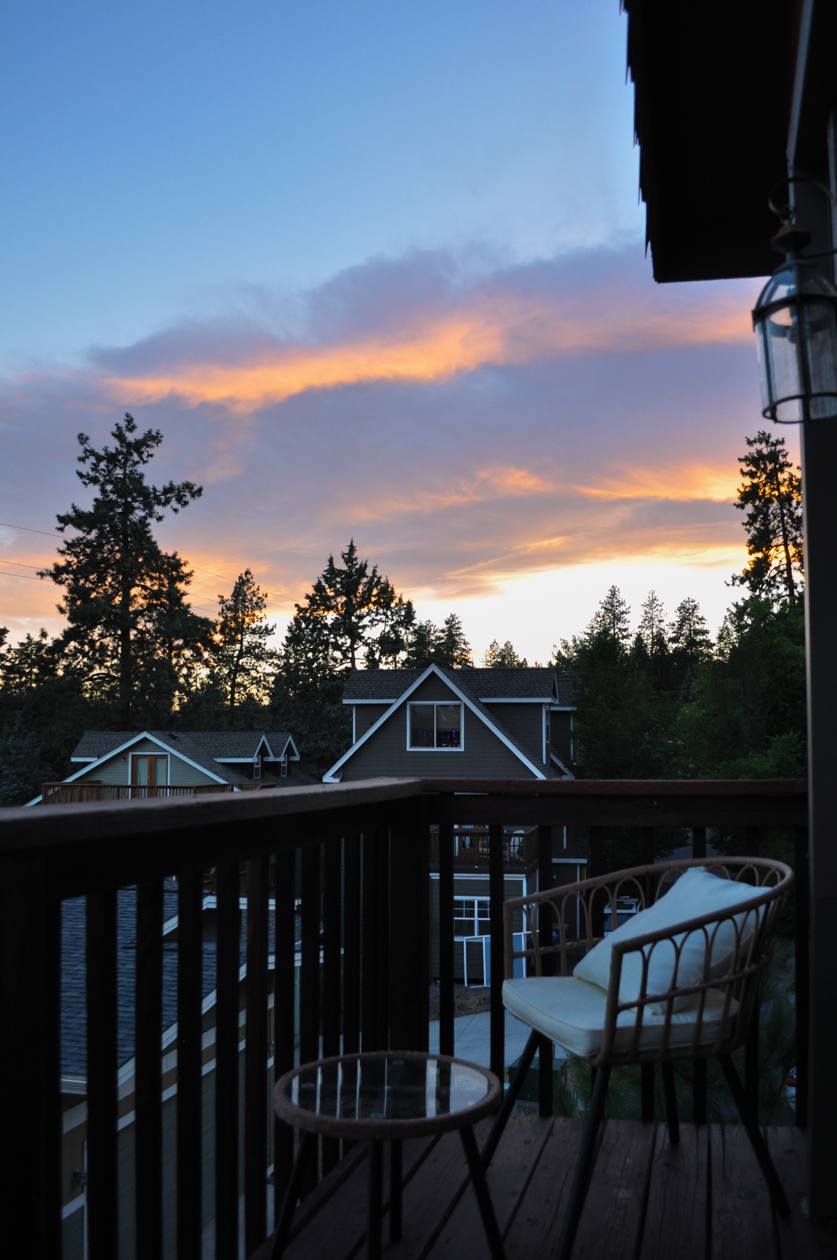 Cozy and Walkable to Town - Photo 3