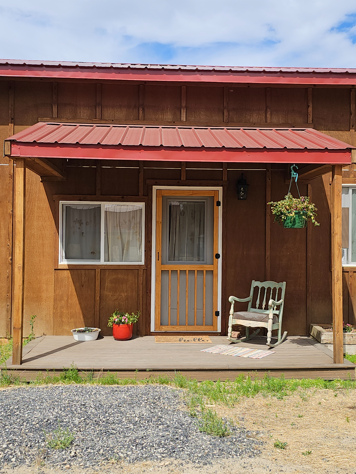 Peaceful studio apt near hiking, Rock climbing, waterfall. - Photo 1