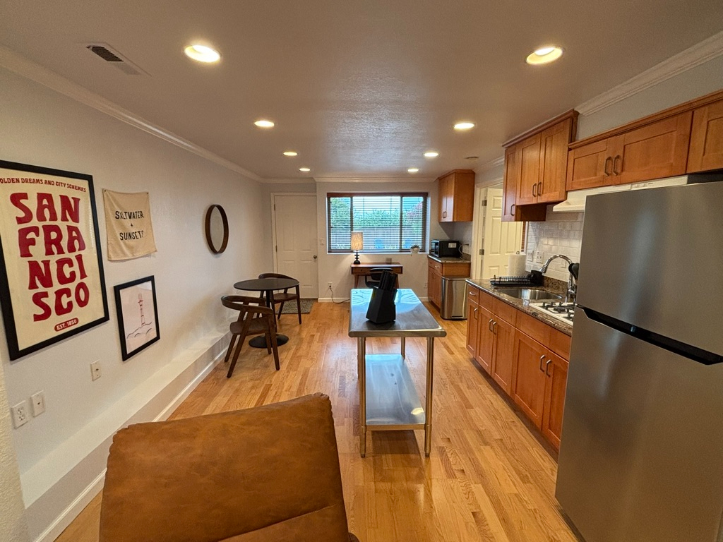 Outer Sunset private In-law unit, 10 blocks to beach - Photo 5