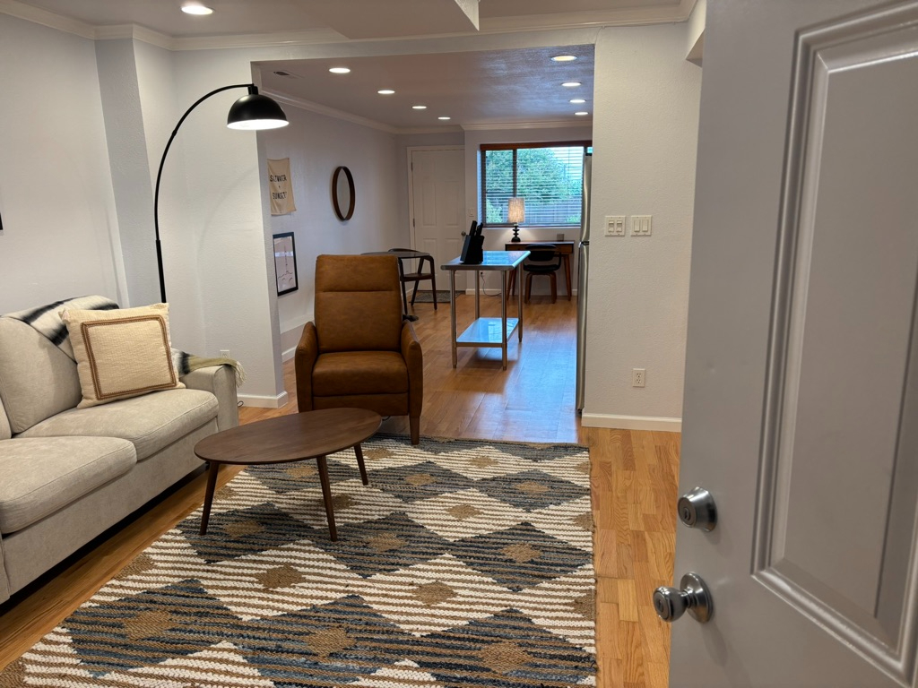 Outer Sunset private In-law unit, 10 blocks to beach - Photo 1