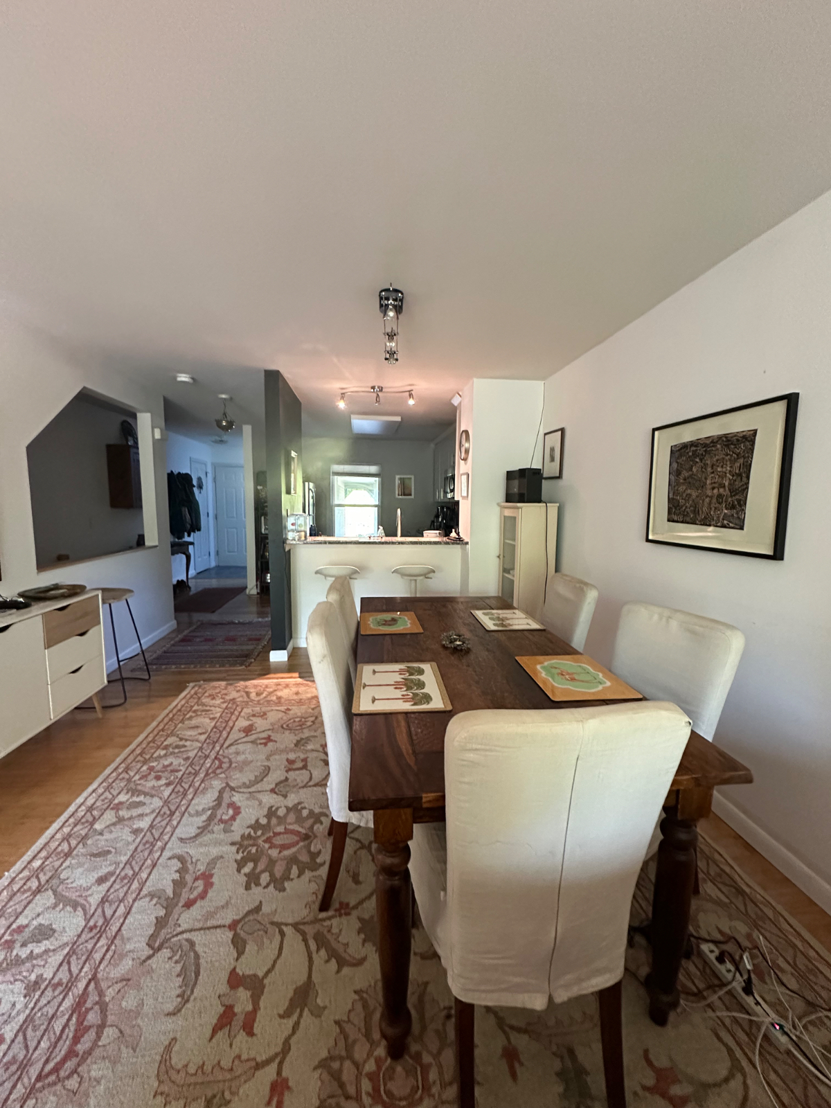 Contemporary 3 bedroom Condo in Lakeside residential area in Burlington's South End - Photo 6