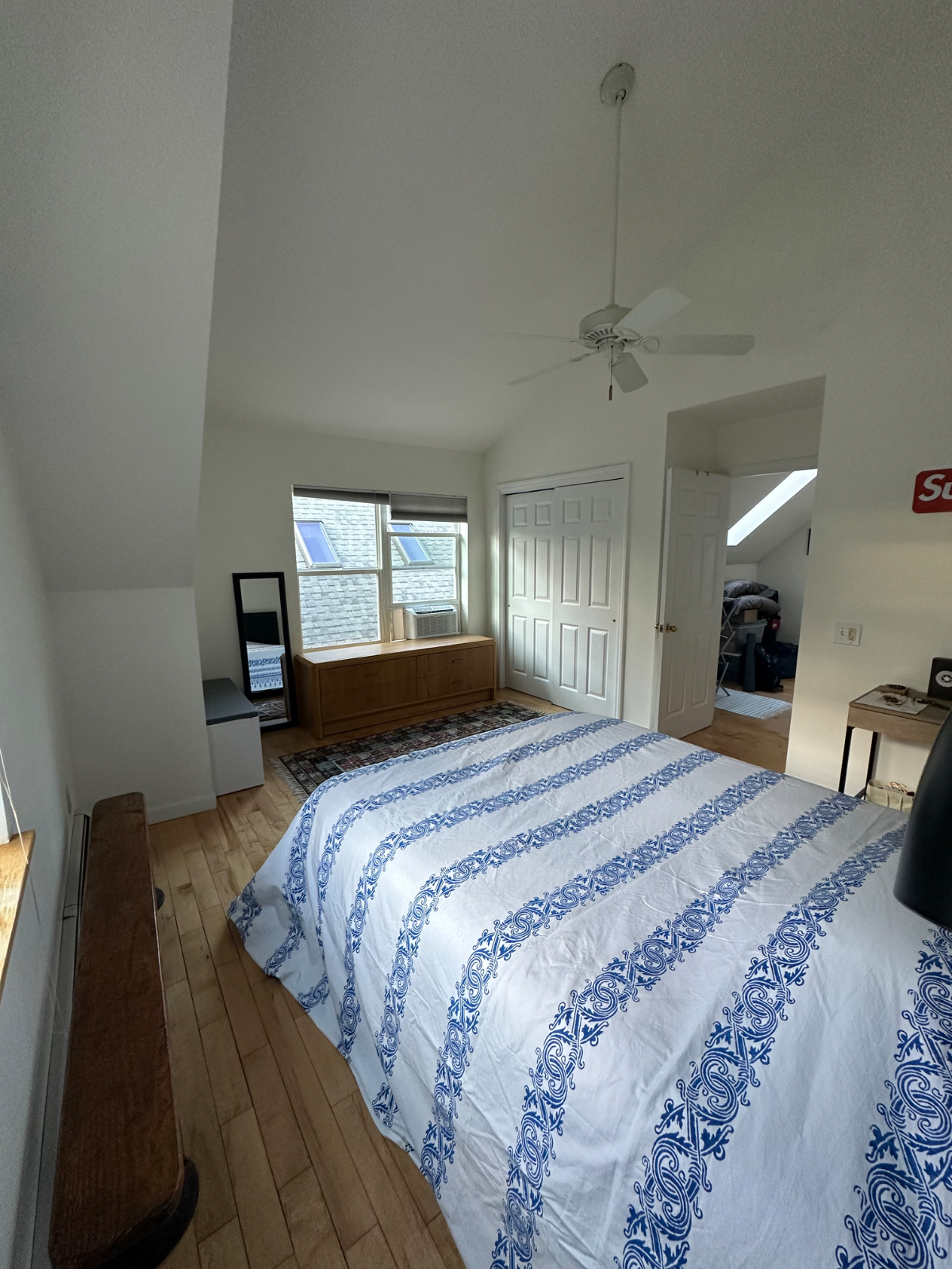 Contemporary 3 bedroom Condo in Lakeside residential area in Burlington's South End - Photo 7