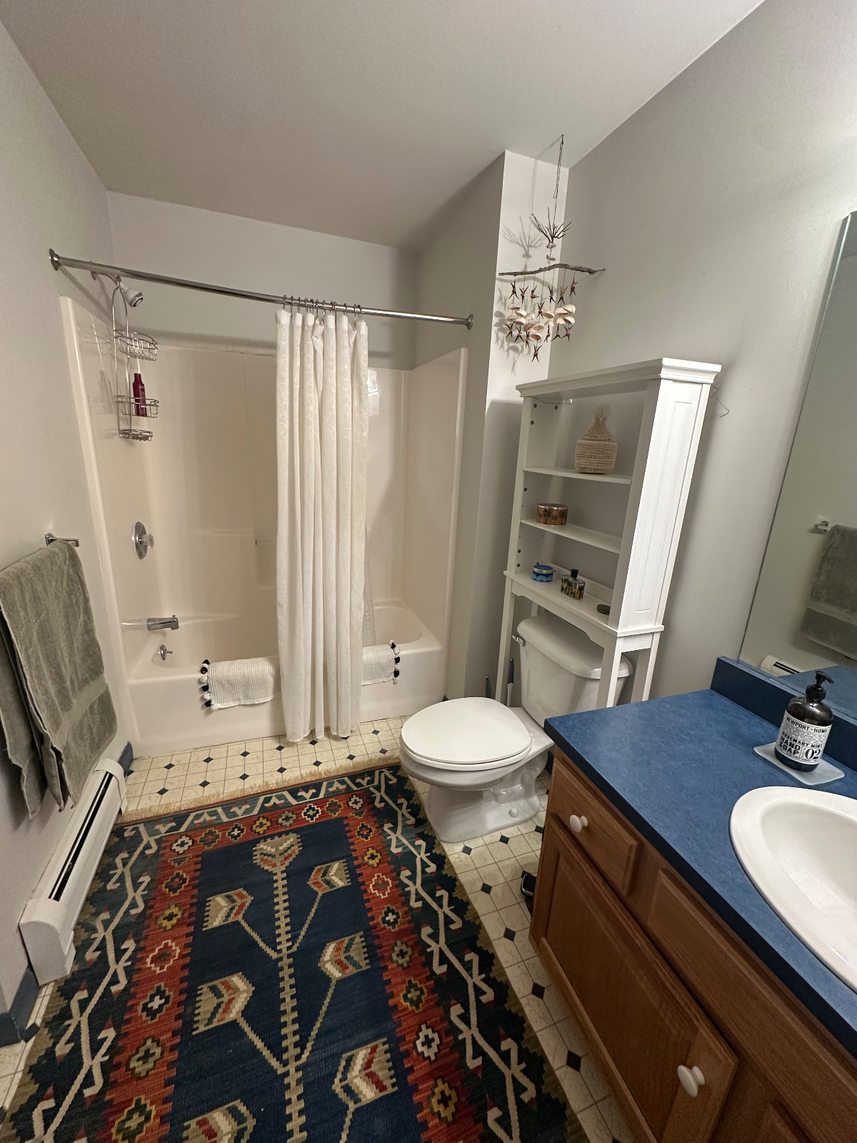 Contemporary 3 bedroom Condo in Lakeside residential area in Burlington's South End - Photo 9