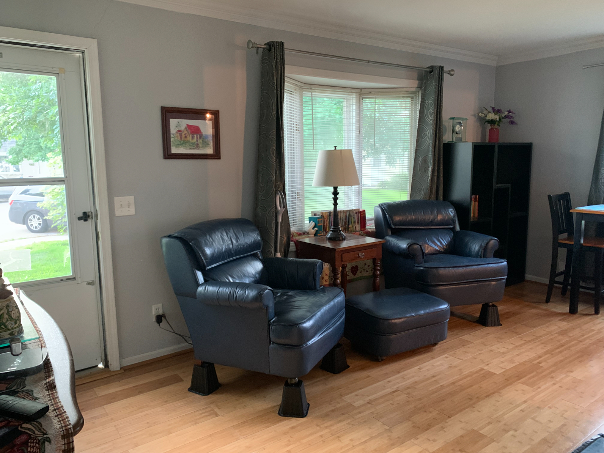 Serene & Bright 2BR House Near Hospitals, University and Bus Line - Photo 6