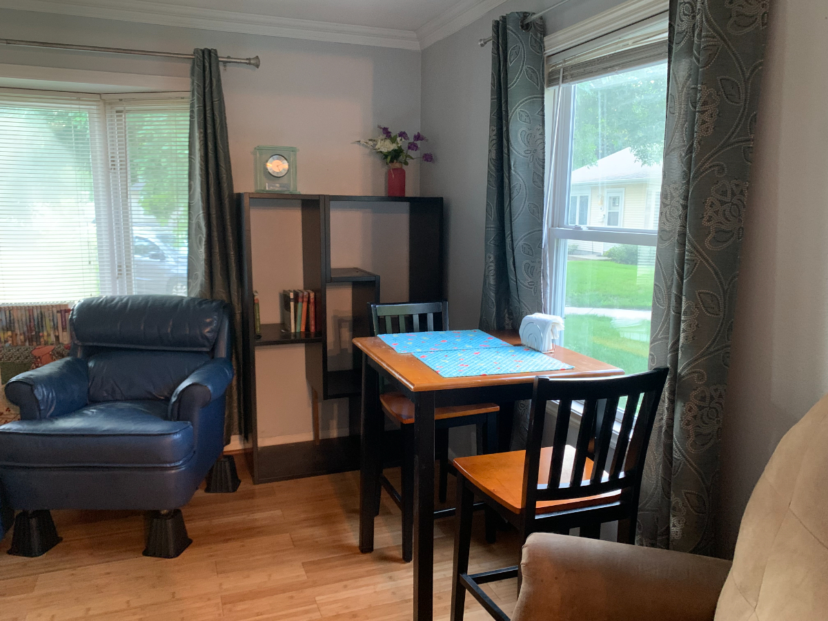 Serene & Bright 2BR House Near Hospitals, University and Bus Line - Photo 5
