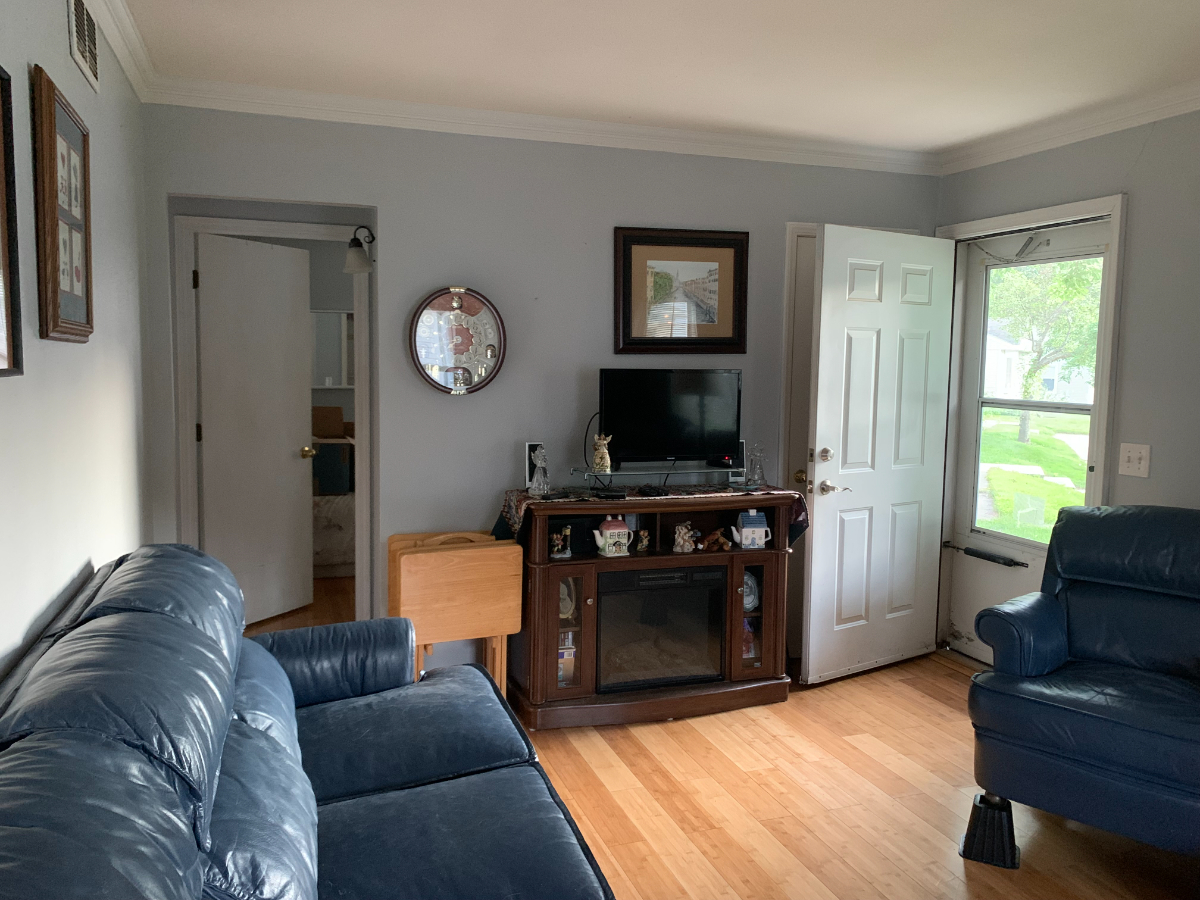 Serene & Bright 2BR House Near Hospitals, University and Bus Line - Photo 8