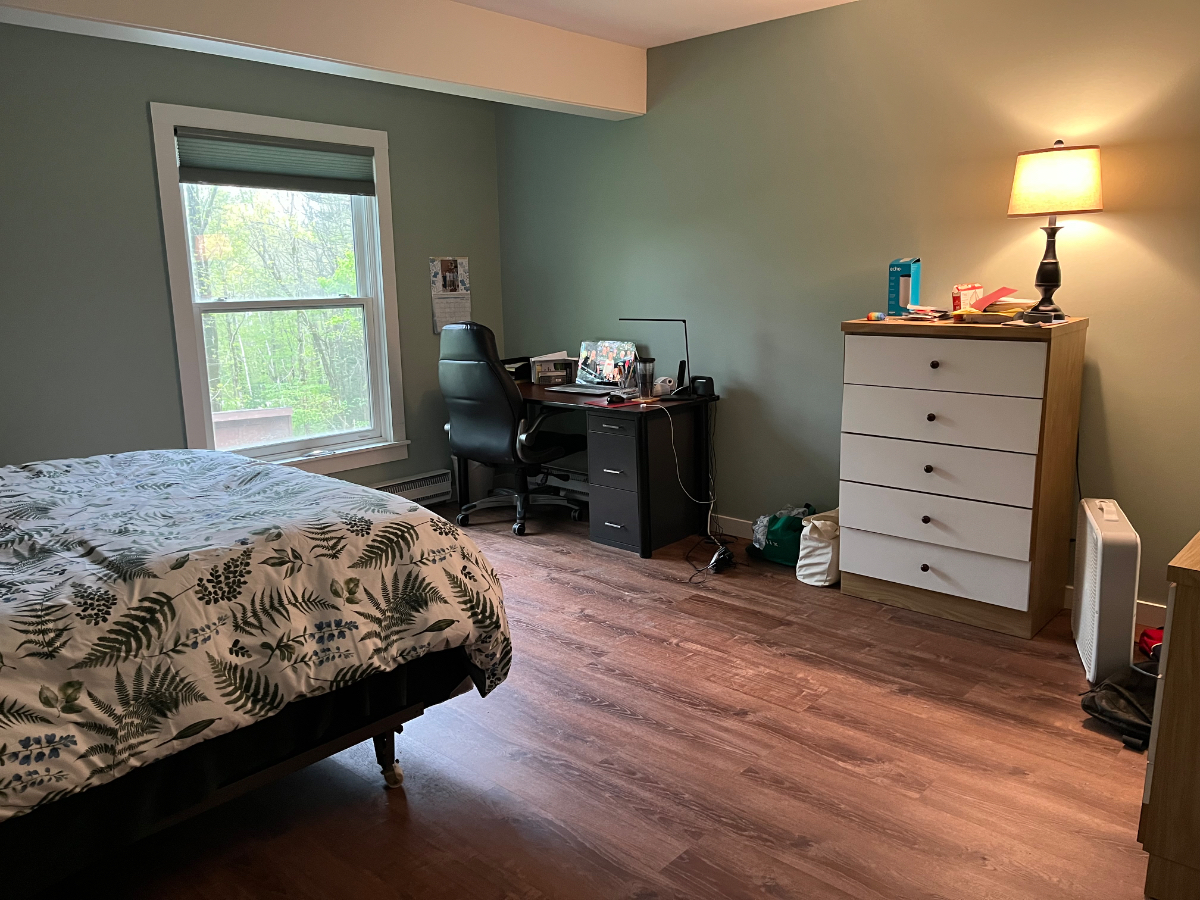 Ski condo between Rutland Regional Hospital and Killington Mountain - Photo 3