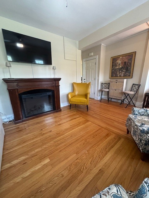 ALL UTILITIES INCLUDED! :) highspeed internet, private parking, W/D in unit w/private entrance, pet - Photo 5