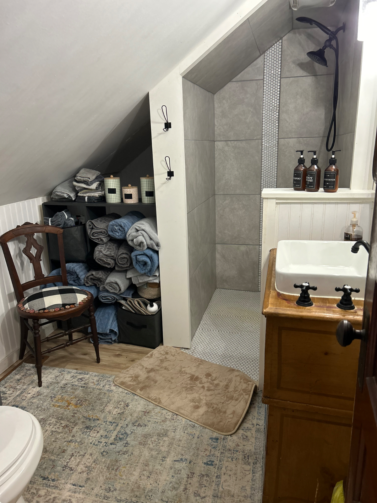 Farm Cottage pet friendly near SVMC - Photo 4
