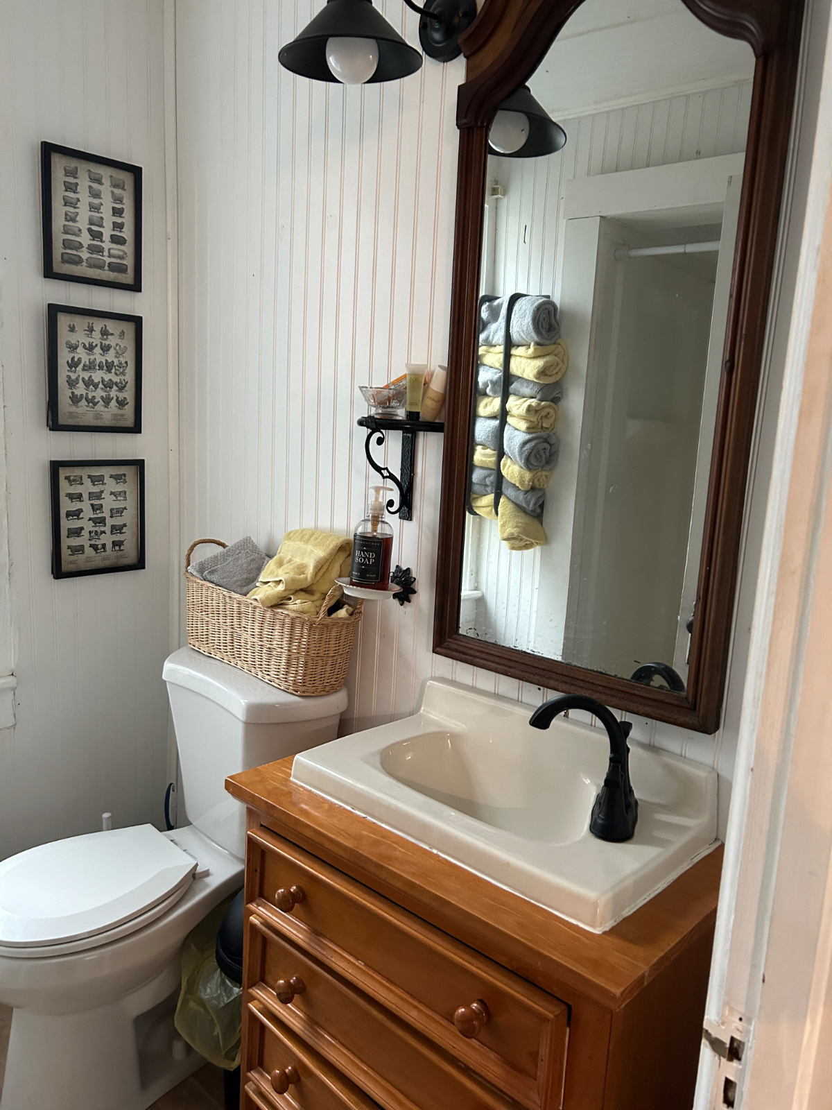 Farm Cottage pet friendly near SVMC - Photo 6