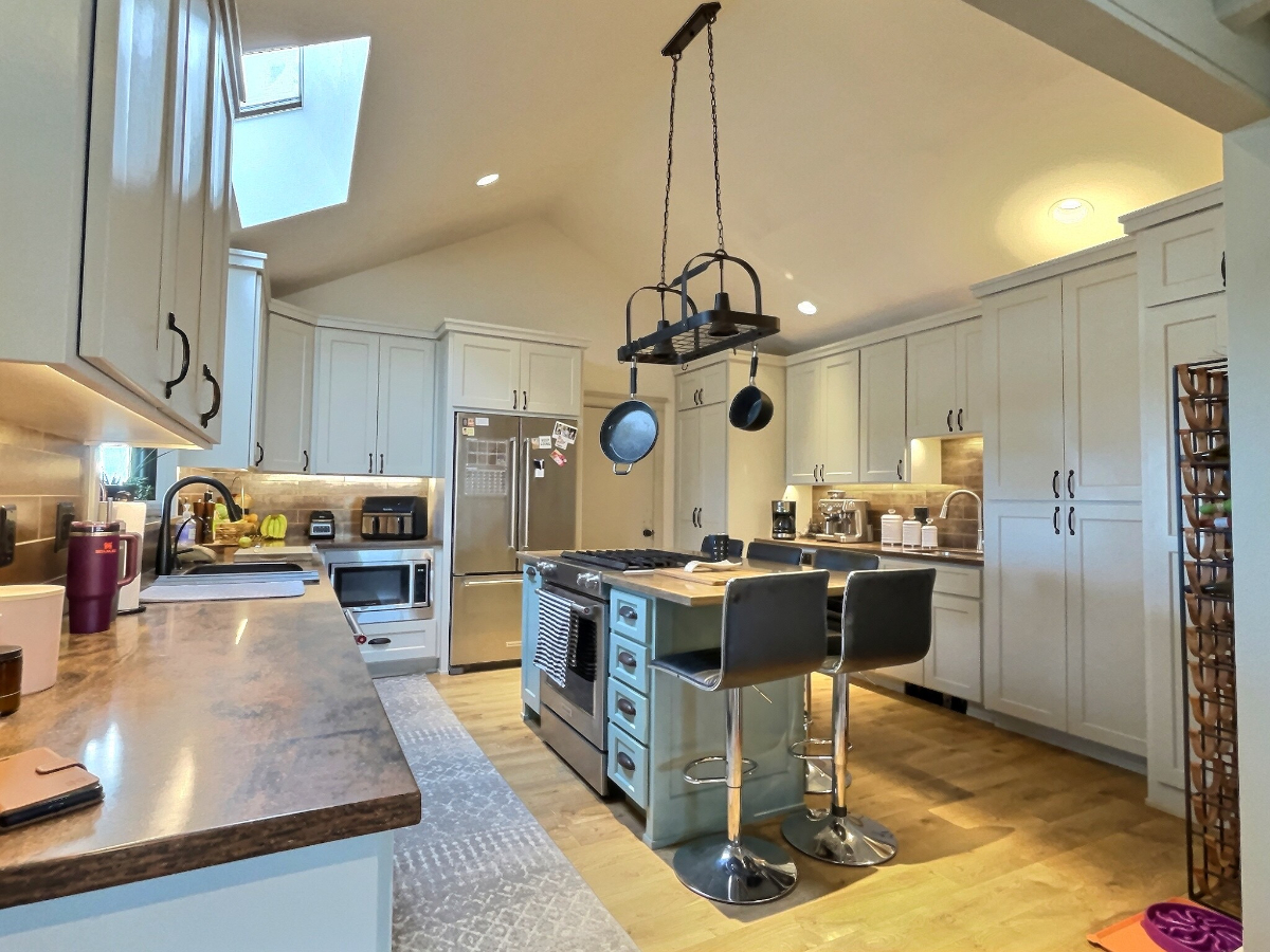 Modern Farmhouse w/ Views on the Edge of Town - Photo 4