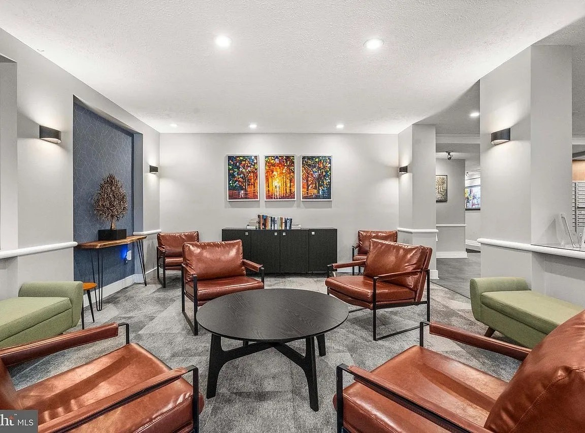 Logan Circle Washington DC - 1 Bdrm 2100/mo Including Utilities - Photo 3