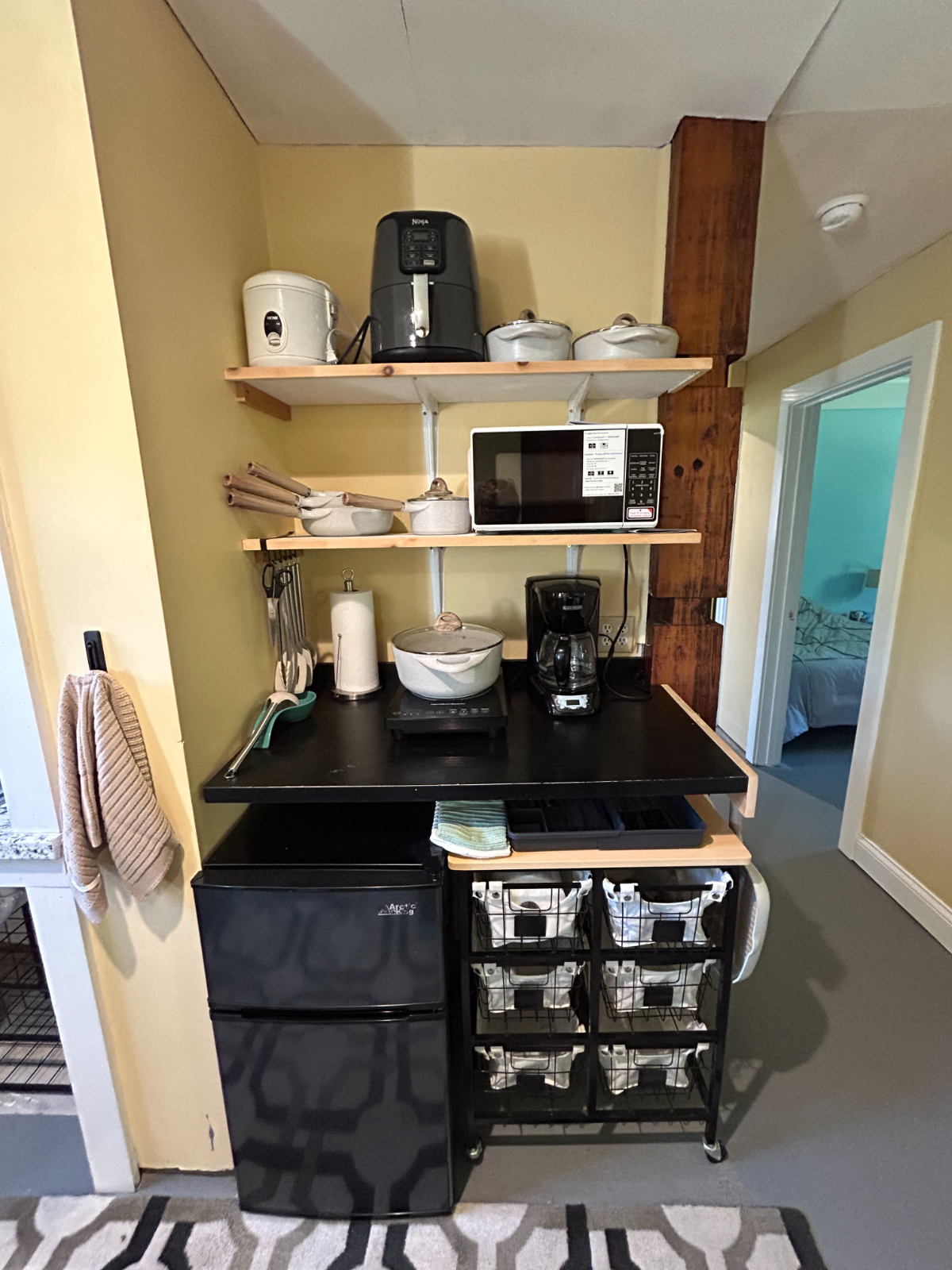 Cute 2 Bedroom Apt. 10 Mins from Porter - Photo 7