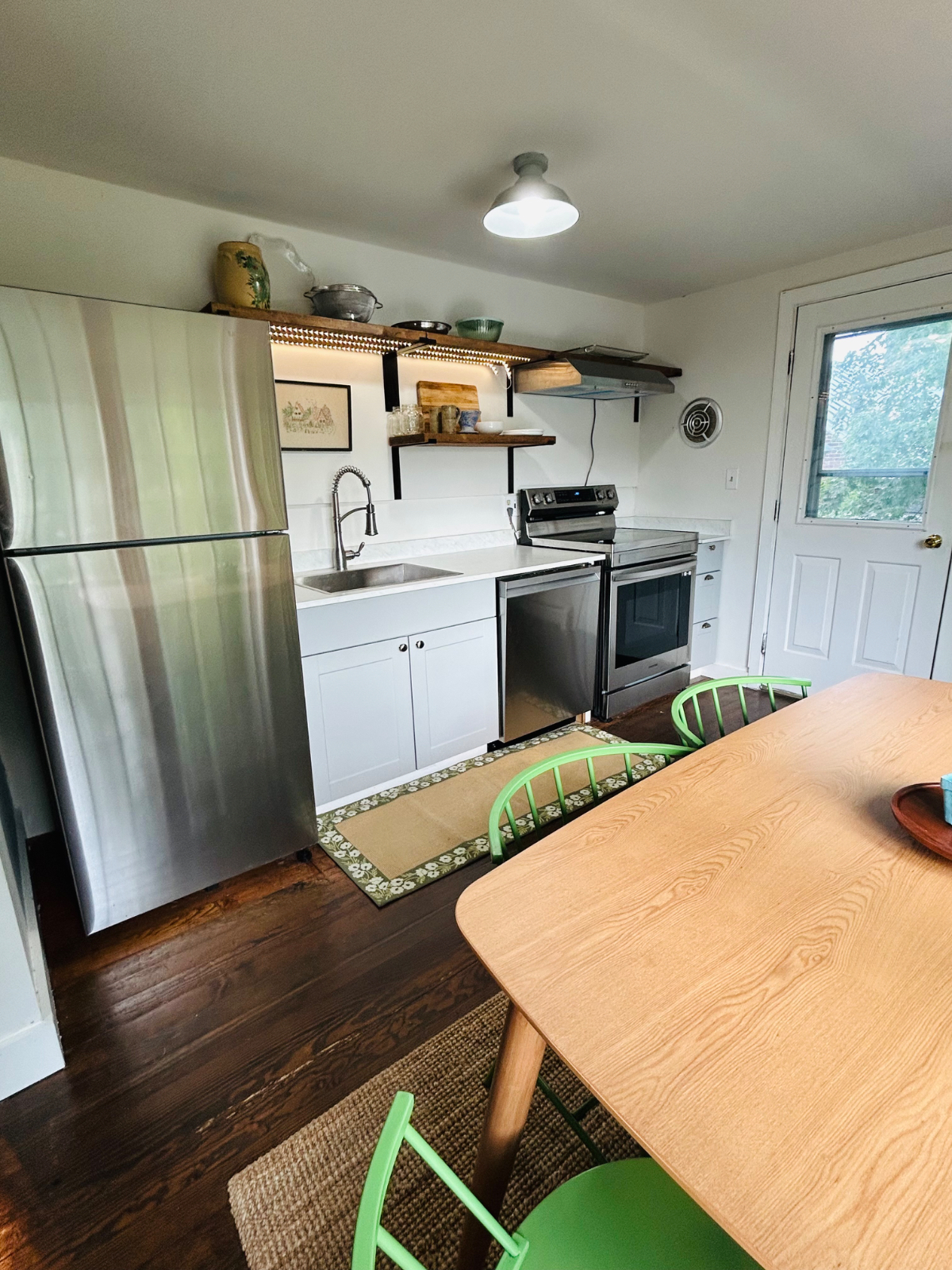 Beautiful Quechee Main St Apartment with Views - Photo 7